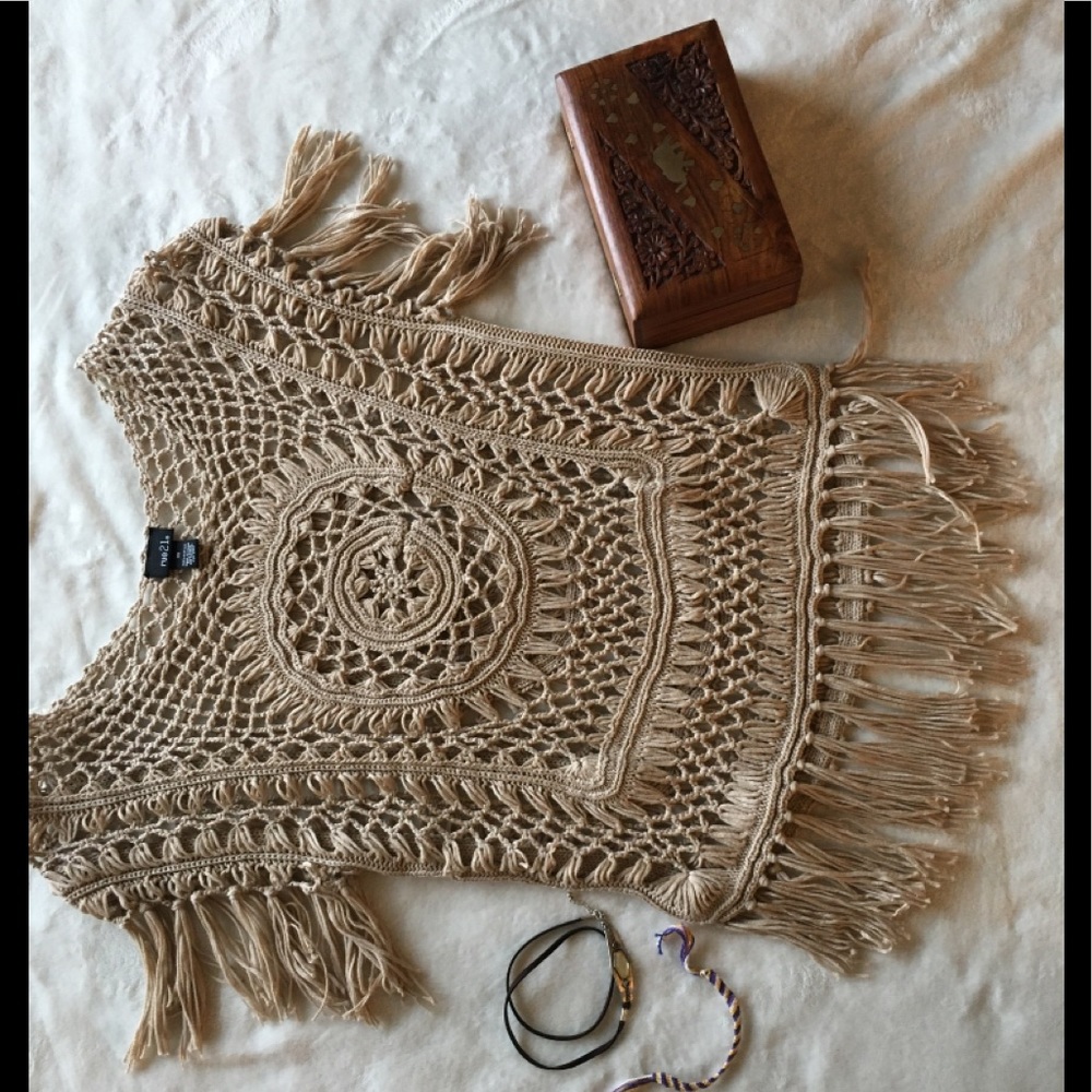 🐈3 for $19🐈 Knitted Poncho Cape